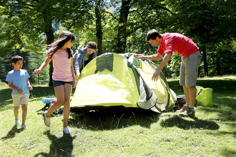 Being the most popular way of camping, using a tent is more familiar to most outdoor enthusiasts and campers. Before hammock camping, tent camping has been the traditional way to camp outdoors.